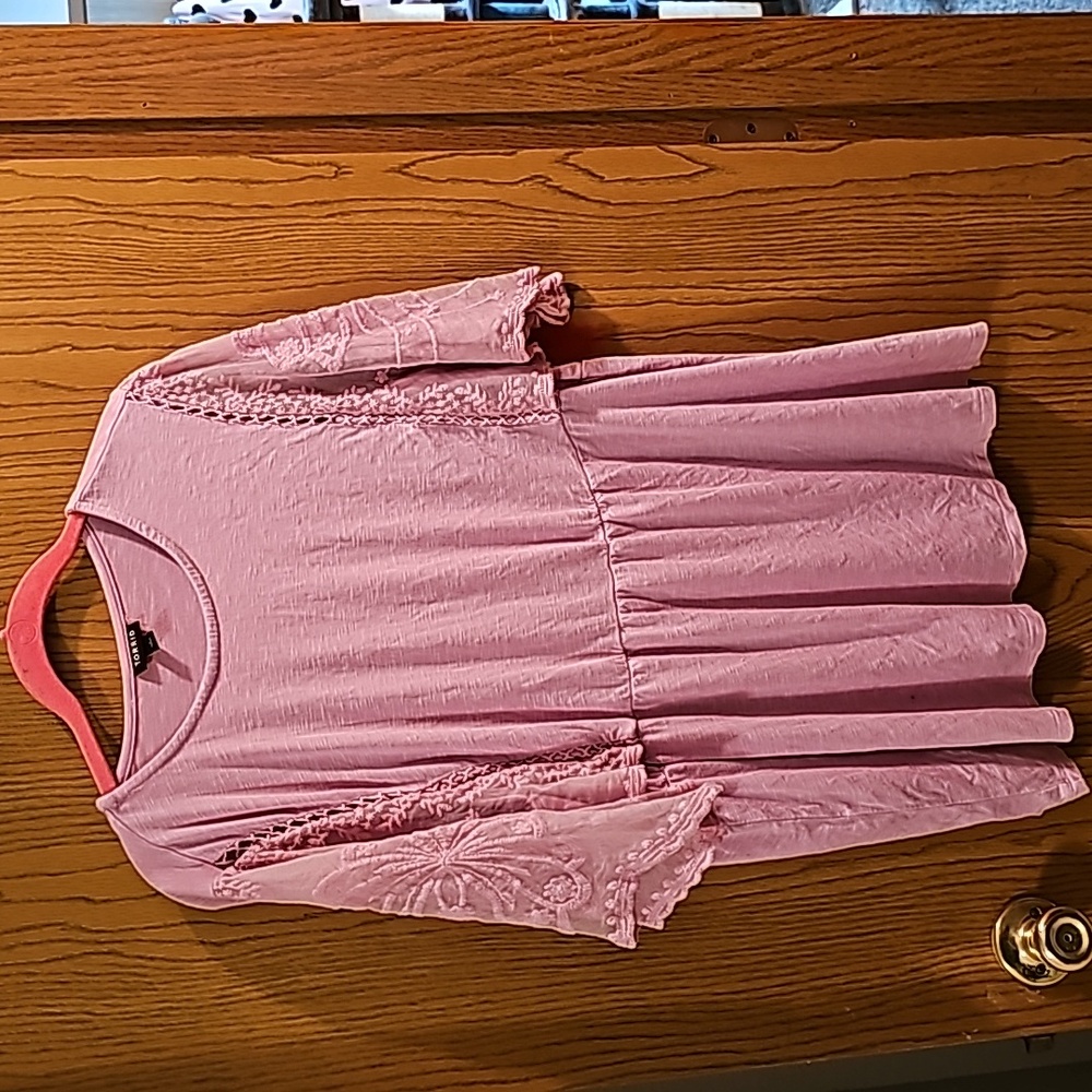 Torrid flutter sleeve shirt size 1